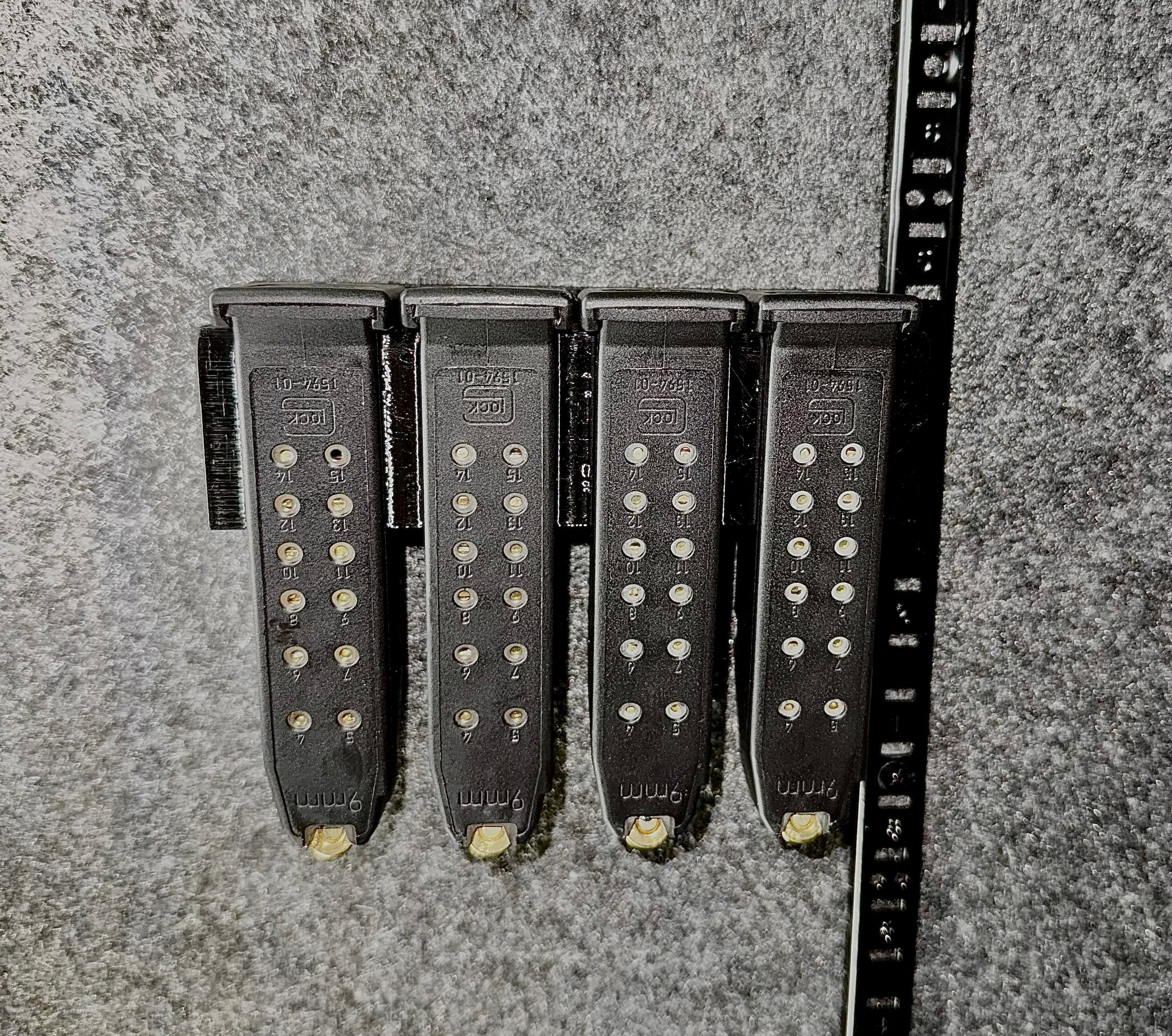 Glock Full-Size / Compact Magazine Holder & Organizer