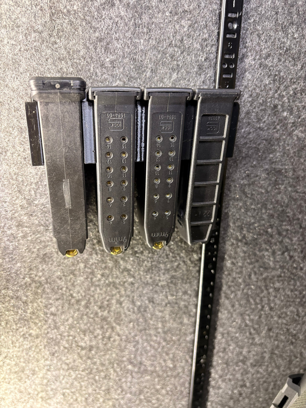 Glock Full-Size / Compact Magazine Holder & Organizer