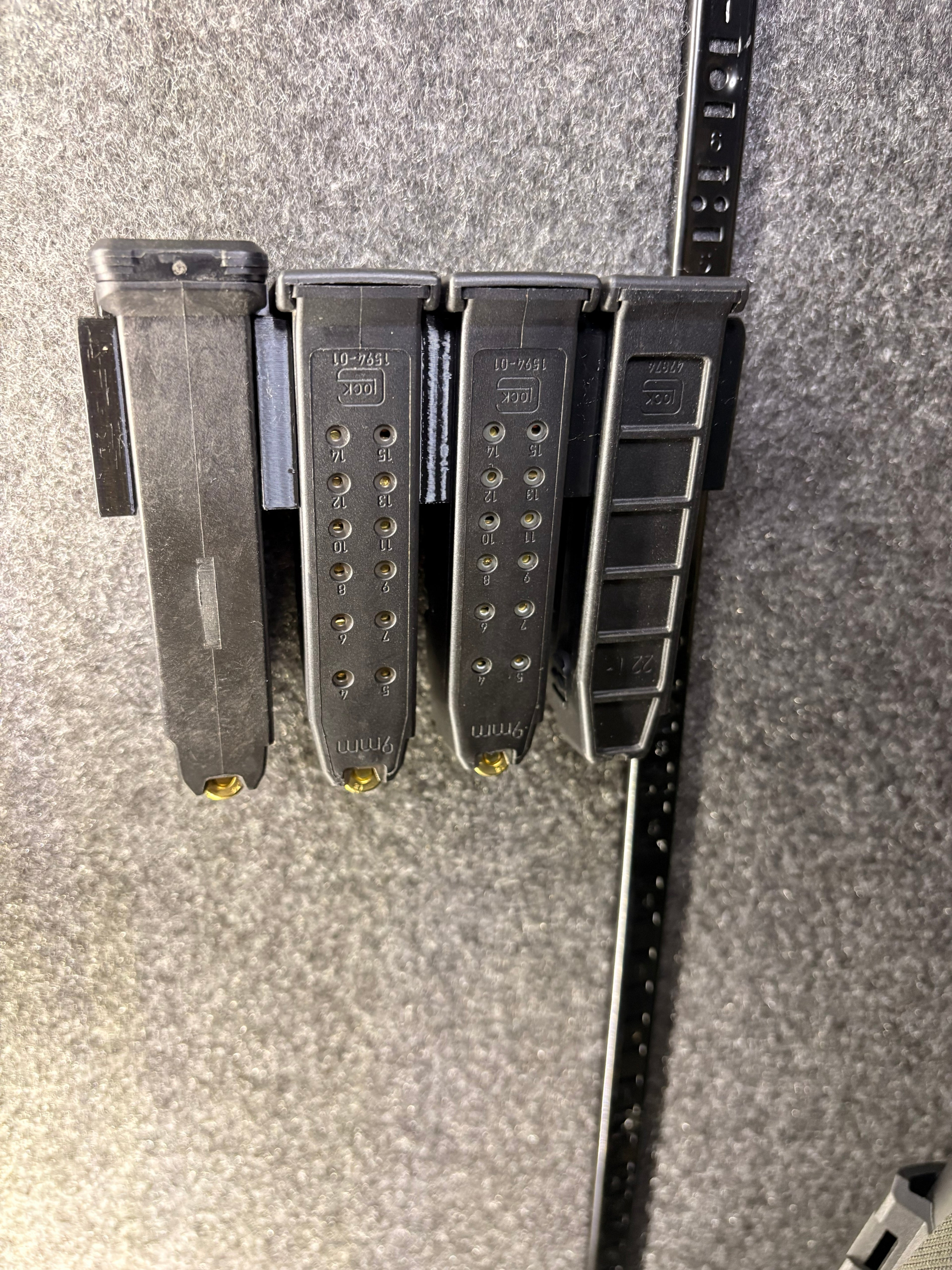 Glock Full-Size / Compact Magazine Holder & Organizer
