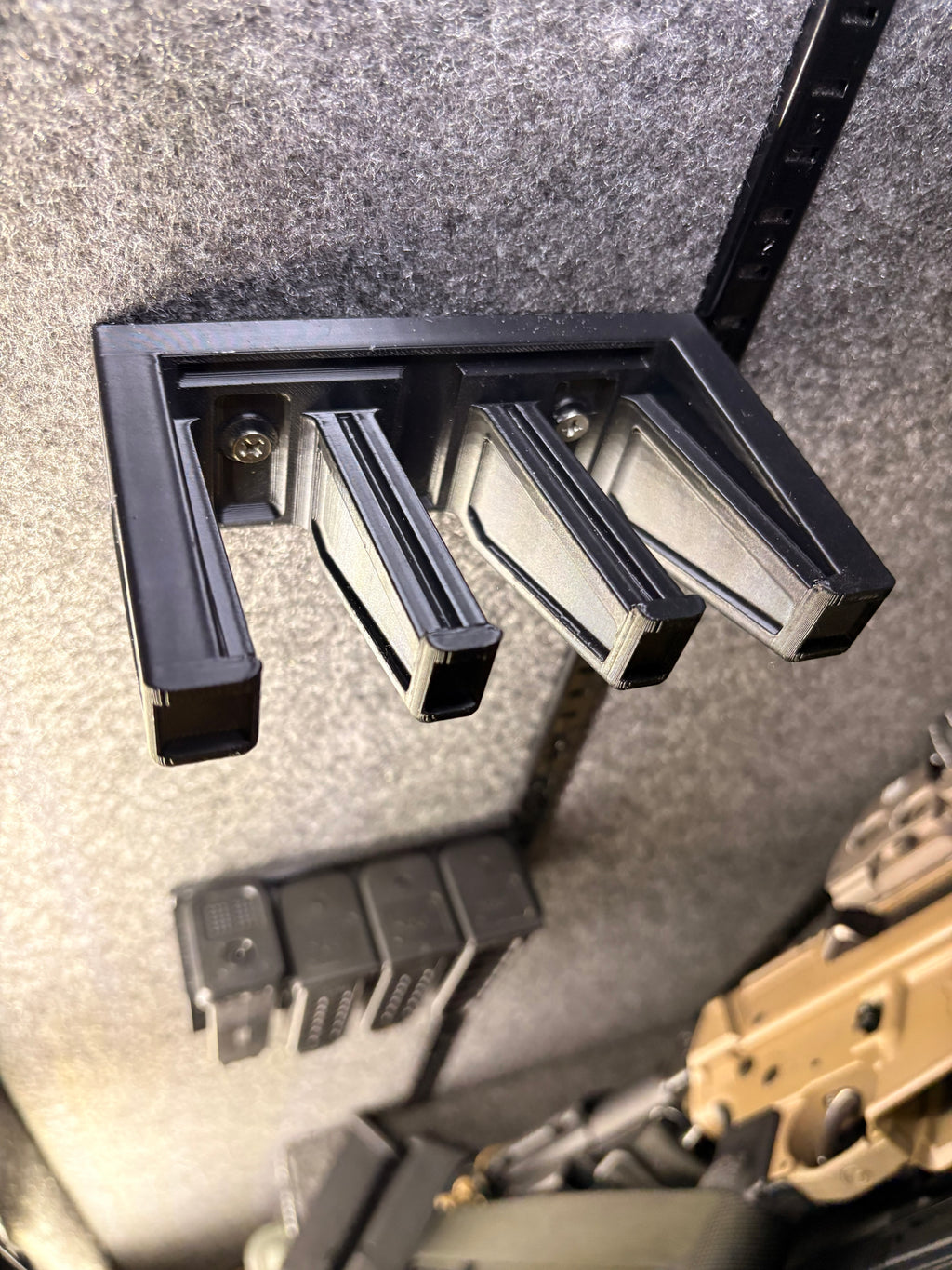 AR-15 / M4 Magazine Holder & Organizer – ABS (Wall Mount / Rack Style)