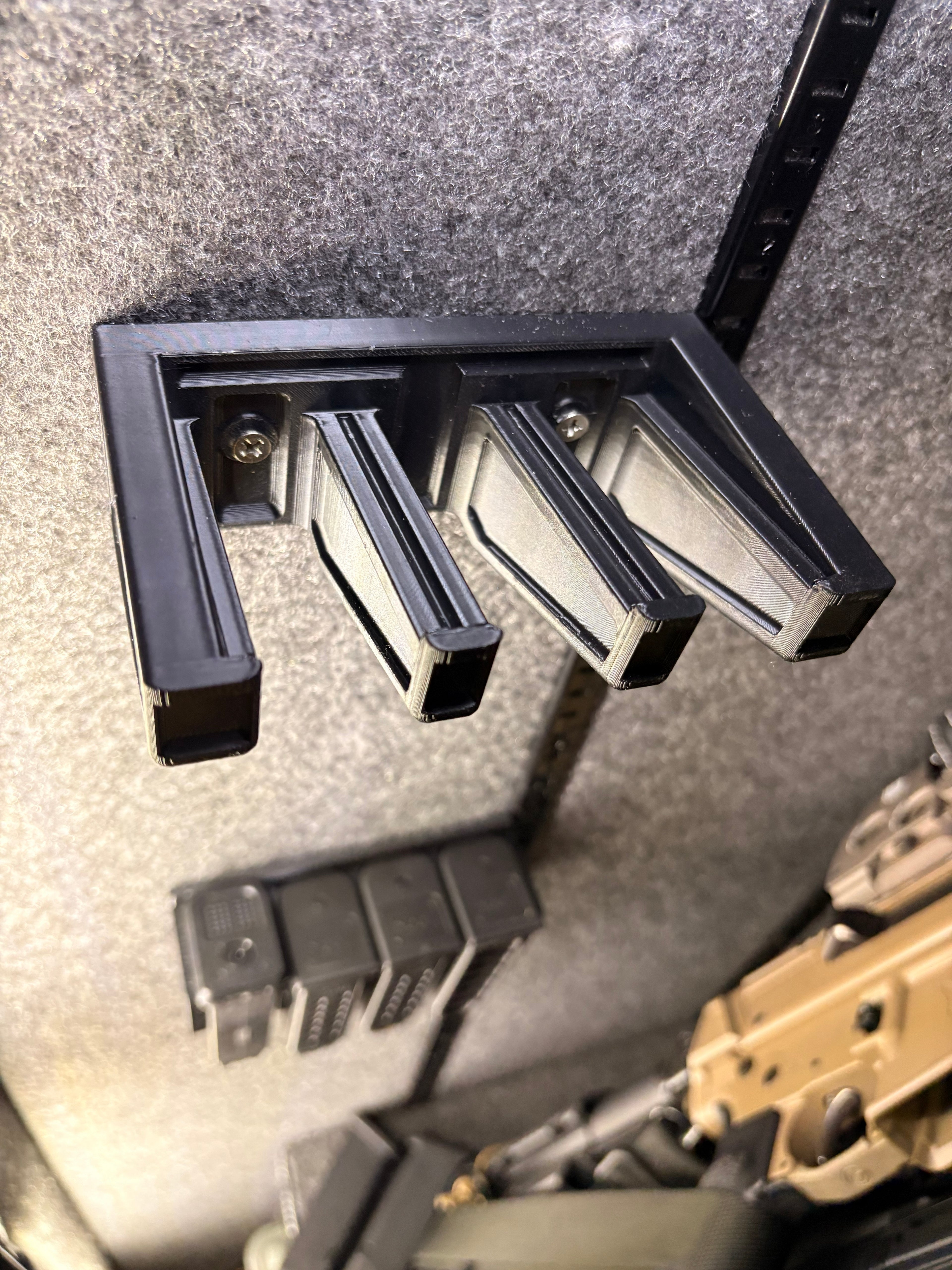 AR-15 / M4 Magazine Holder & Organizer – ABS (Wall Mount / Rack Style)