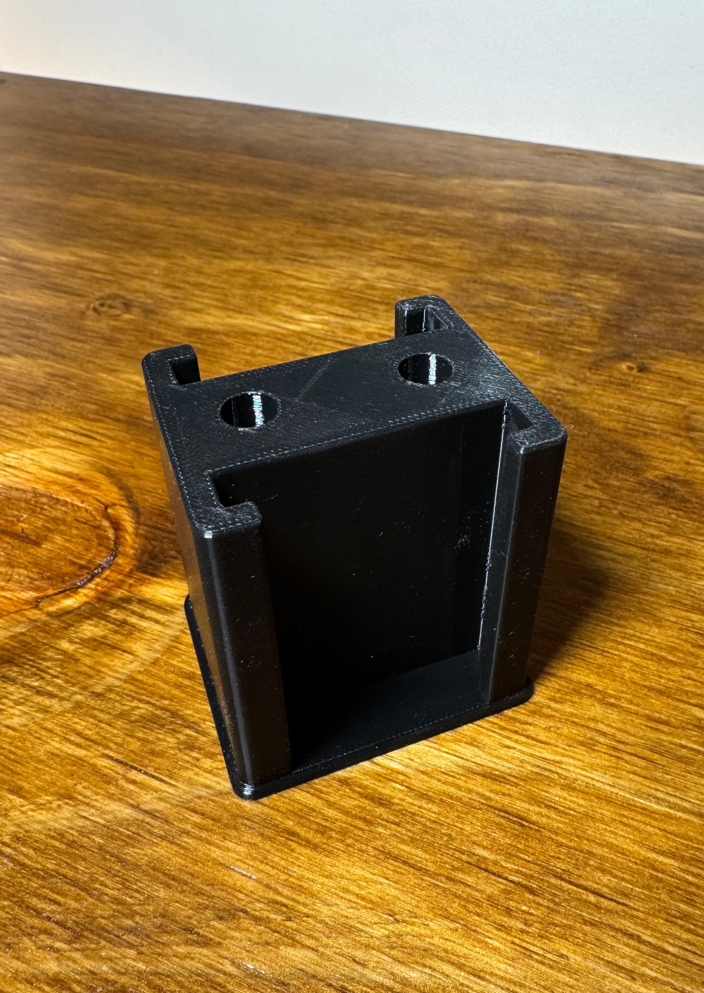 Milwaukee ABS Double Battery Mount/Organizer